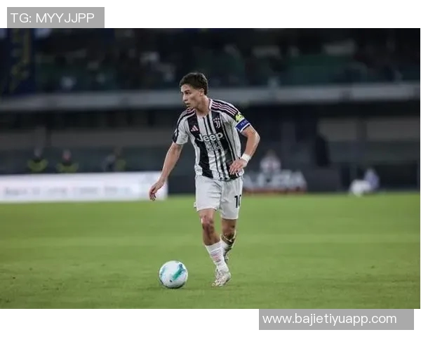 土耳其队在世预赛中大胜格鲁吉亚伊尔迪兹和德米拉尔联手攻入四球