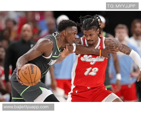 米切尔助力骑士客场击败公牛兰德尔引领森林狼战胜灰熊