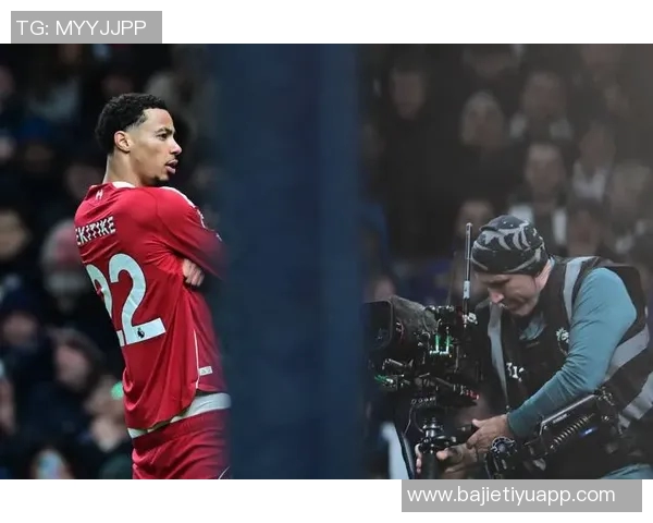 热刺6500万新援西蒙斯表现不佳12场仅1助攻引发球迷担忧