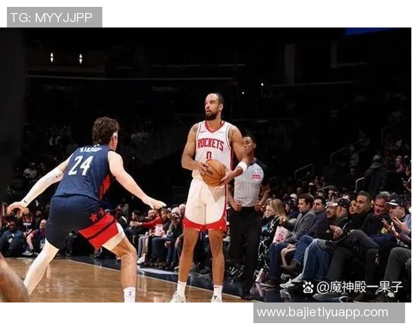 狄龙上半场表现出色12投5中罚球全中独揽14分助力球队领先